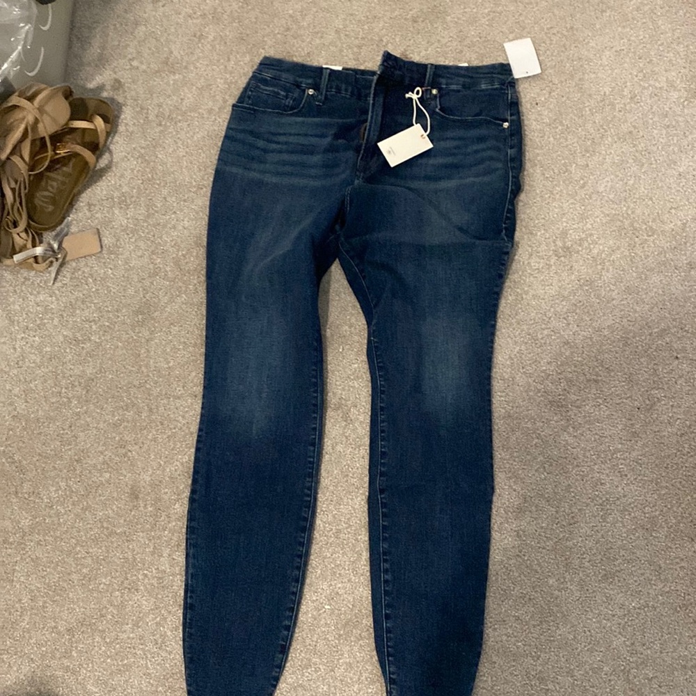 Good American Skinny Chewed Hem jeans